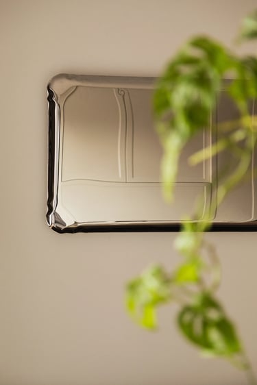 Fotografia produktowa – lustro Tafla Zieta Studio. Detale i wykończenie stali FIDU.