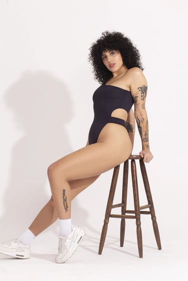 fotografia-de-moda-es-estudio-com-modelo-por-Gusavo-Rodrigues