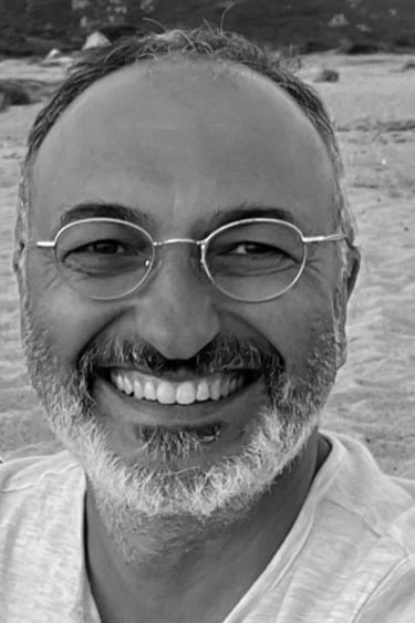 Photo de Marc Denozi psychotérapeute acupuncteur médecine chinoise