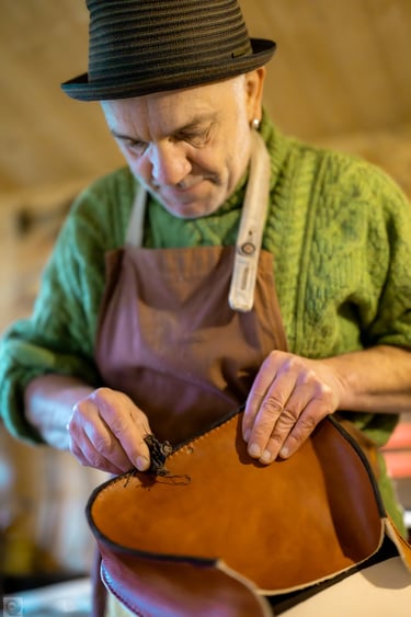 Artisan du cuir