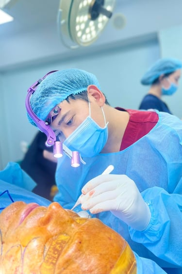 Dr Quang Nguyen cosmetic surgery plastic surgery vietnam Vietnam Surgeons