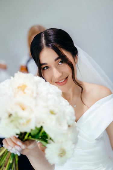 bride - wedding day - wedding moments - wedding flowers