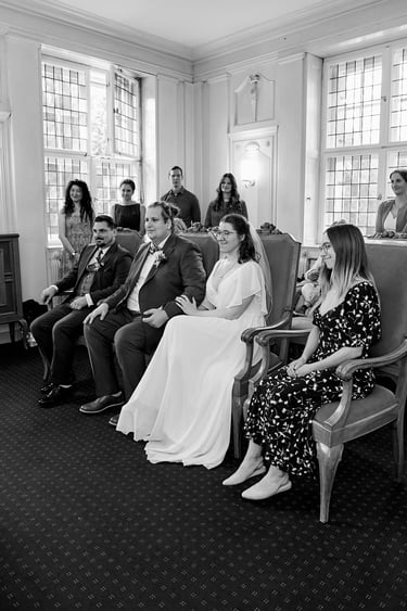 Die Trauung findet im Standesamt Tempelhof-Schöneberg in Berlin statt.