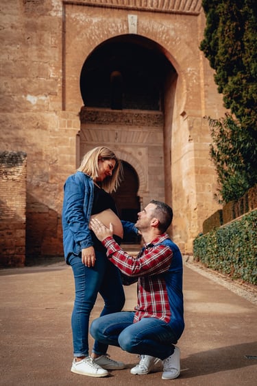 sesion de fotos de una pareja embaraza en granada