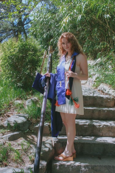 mary washington college graduate senior photos at maymont park in richmond virginia