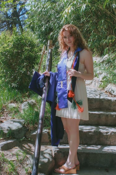 Graduation photo of Virginia University Senior at golden hour in northern virginia
