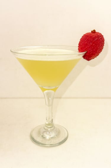 LYCHEE MARTINI 