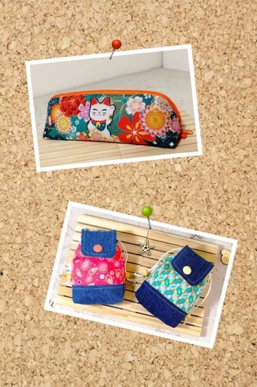 Un tableau en liège avec deux photos d'accessoires kawaï