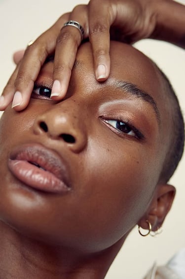 Ann Gior Makeup Artist for Muse models Shena