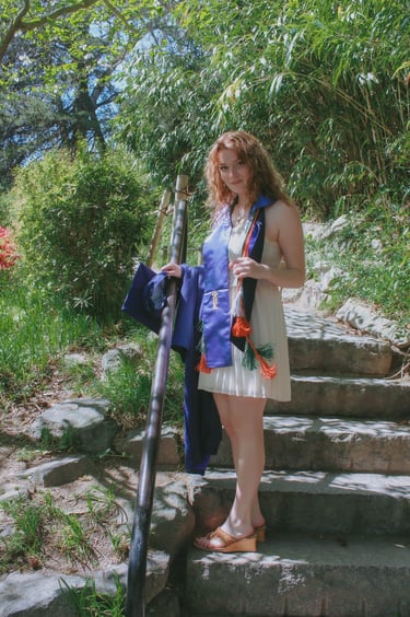 mary washington college graduate senior photos at maymont park in richmond virginia