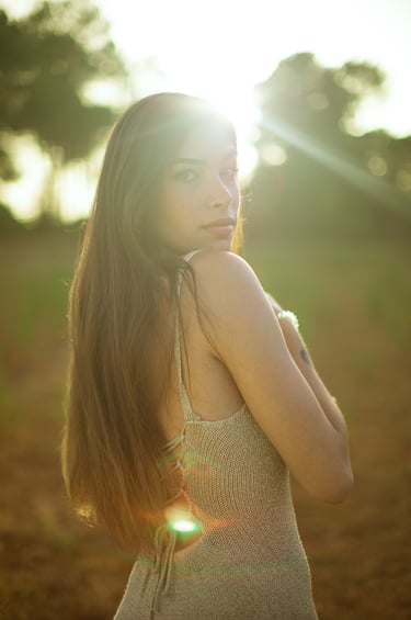 foto de modelo en el atardecer
