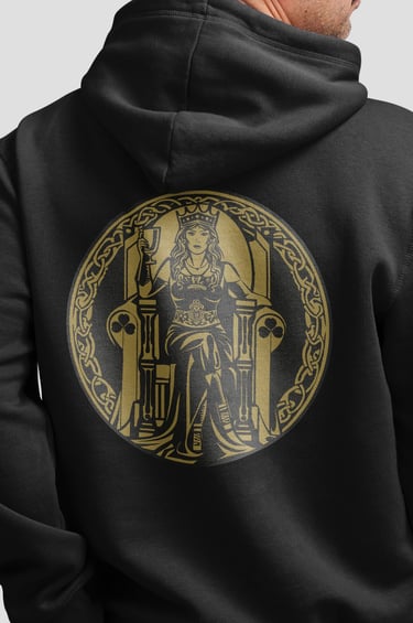 Impression, flocage d'un logo sur le dos d'un sweat noir
