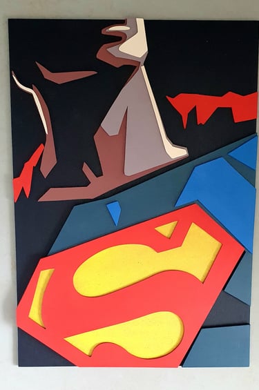 a superman superman superman. Sculpture en bois