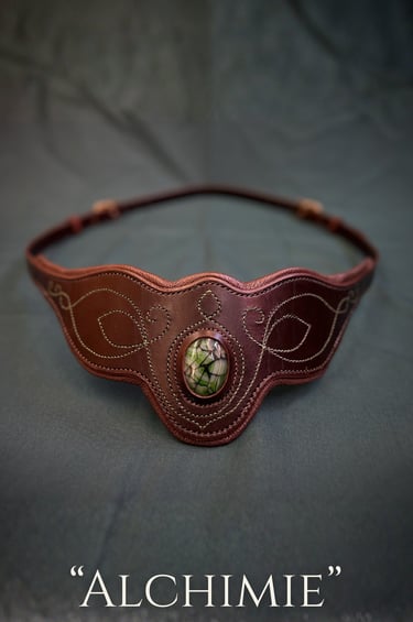 cordelette pierre cuir cheval equitation ethologique sellerie etter Genève Suisse artisanat Sellier