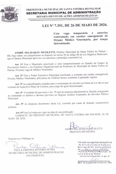 Official document of Law No. 7,351 from Santa Vitória do Palmar City Hall creating a temporary veterinarian job vacancy.