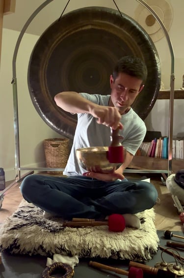 Olivier Sonotherapeute intuitif Voyage sonore