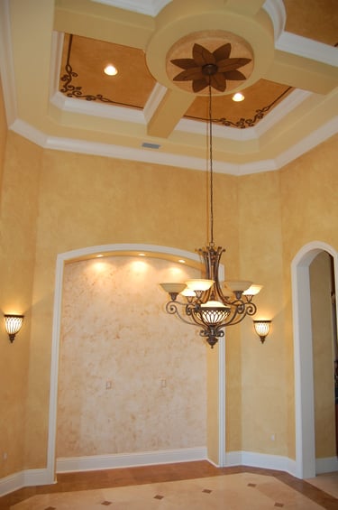 Marmorino plaster in wall niche and glaze on walls