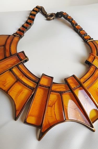 Lucite or Bakelite Honey Vintage Necklace
