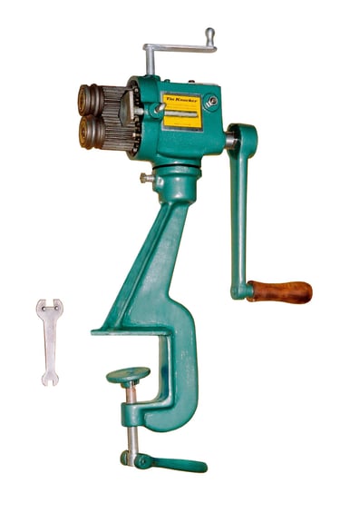 Crimper Beader manual Tin Knocker con pedestal