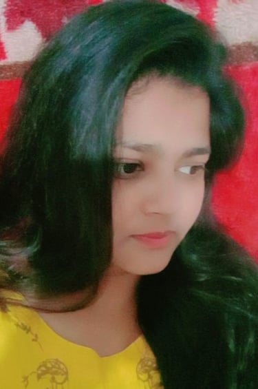 Ragini Rawat is a media and chief editor of website blogs and wife of  Rahul Kumar