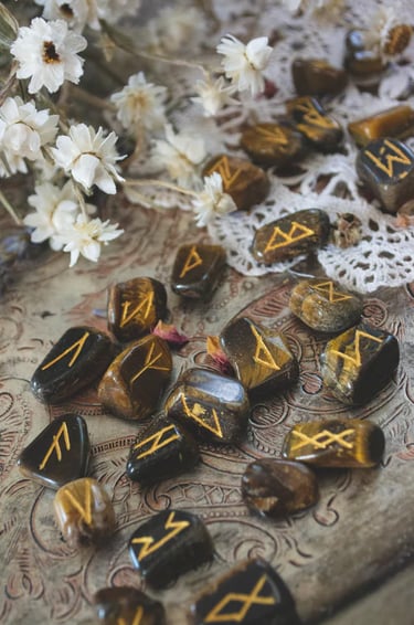 Rune Set ~ Tiger's Eye