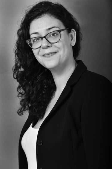 Black and White headshot Claire Nash Solicitor 