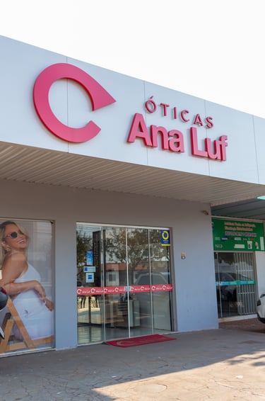 Encontre a localização da Óticas Ana Luf – Óculos de Grau e Sol em Palmas-TO. Veja o mapa, endereço