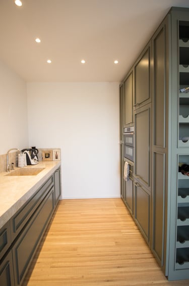 Giulia Sbrogiò | designer - Progettazione d'interni - progettazione su misura- boiserie- arredamento di design- cucina