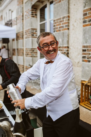 Pierrick, barman et Maitre d'hôtel