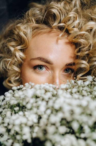 An image of a woman with the hooded eye shape.
