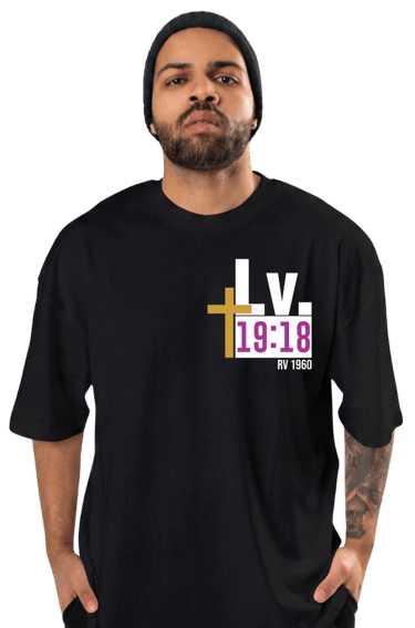 Remera negra premium Escrito Está diseño urbano.