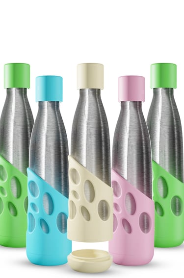 smart water bottle with extra space liquisip