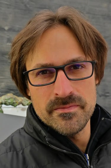 Porträt von Michael Bratusa, Kunsthandwerker aus Österreich und Gründer der Marke GREEN RUBIN