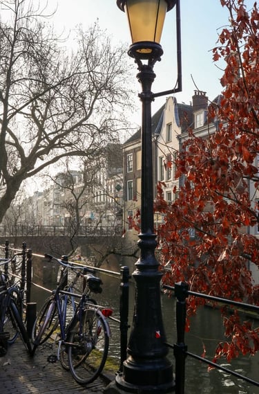 utrecht-lampione-nero