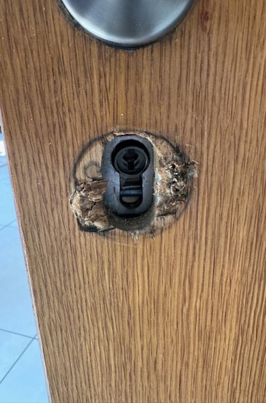 cylindre de porte cassé suite à effraction