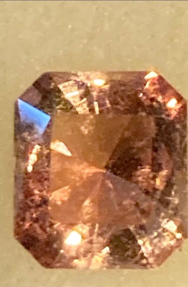 Sapphire named the Holloween stone a Padaparacha