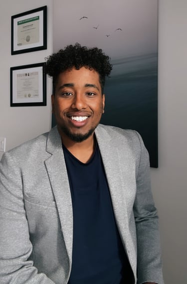 Athem Houssein - MSW, RSW Therapist - Call: (613) 501-2175 - Free Consultation [DOWNTOWN OTTAWA] 