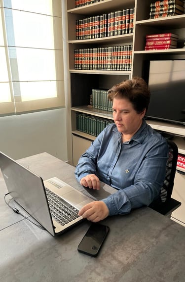 Paula Brum Advogada Direito Médico e à Saúde