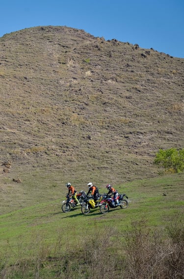 Flores Dirt Bike Tour