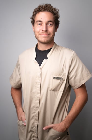 Jean-Baptiste Gellard - Pharmacien Adjoint de la Pharmacie des Thermes à Biarritz