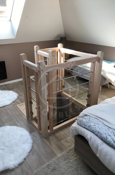 Rambarde escalier colimaçon bois, métal et vitrage bas