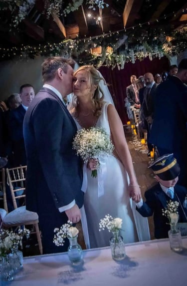 tudor barn Eltham wedding photographer