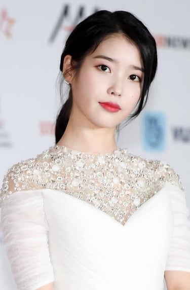 Jisoo (BLACKPINK) - k-pop