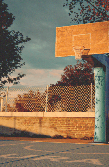 Quadra de Basquete golden hour criada por Helldise Design