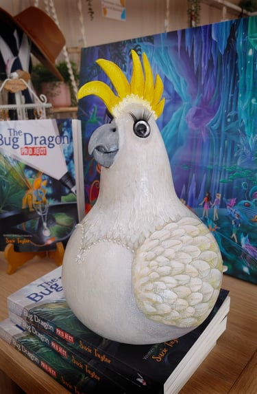 painted gourd cockatoo