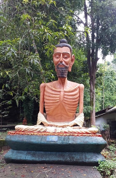 thailand phang nga wat tham ta pan