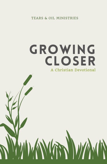 book cover growing closer christian devotional green grass growing