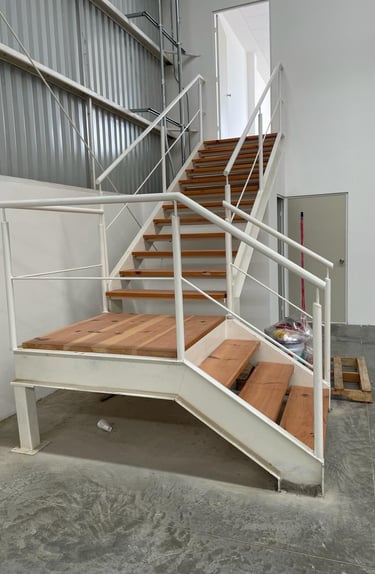 escaleras forjadas para bodega