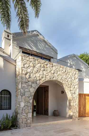 dış mekân dekorasyonunda kullanılan kültür taşı duvar