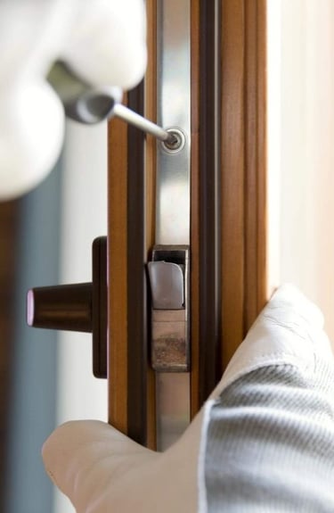 montaj ve detay kontrol yapılan pencere sistemleri